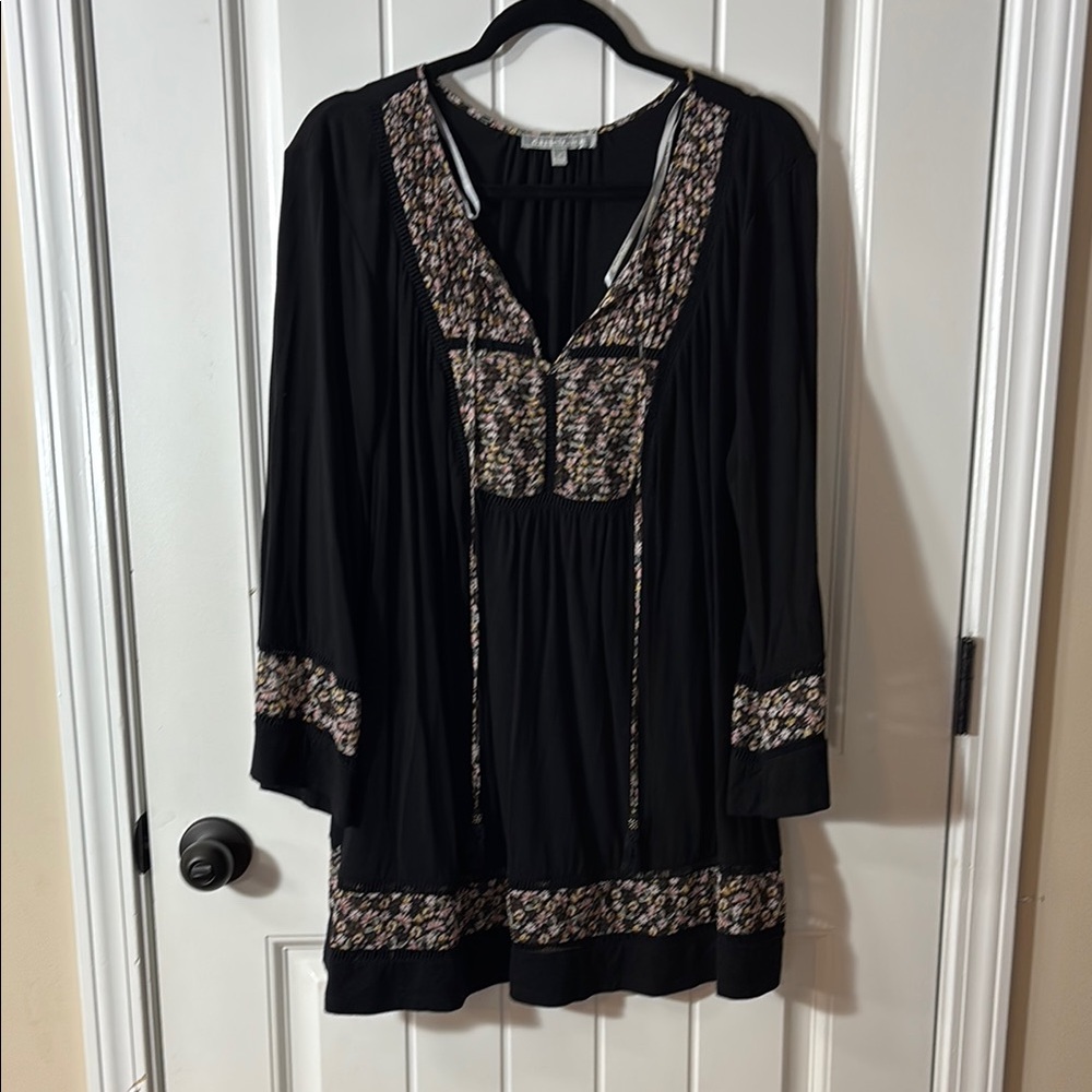 Daniel Rainn Black Embellished Tunic with Bib Collar